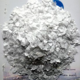 朝陽潤東物產(chǎn) 專業(yè)供應珍珠巖除渣劑，氯化鎂及貓砂一站式采購解決方案
